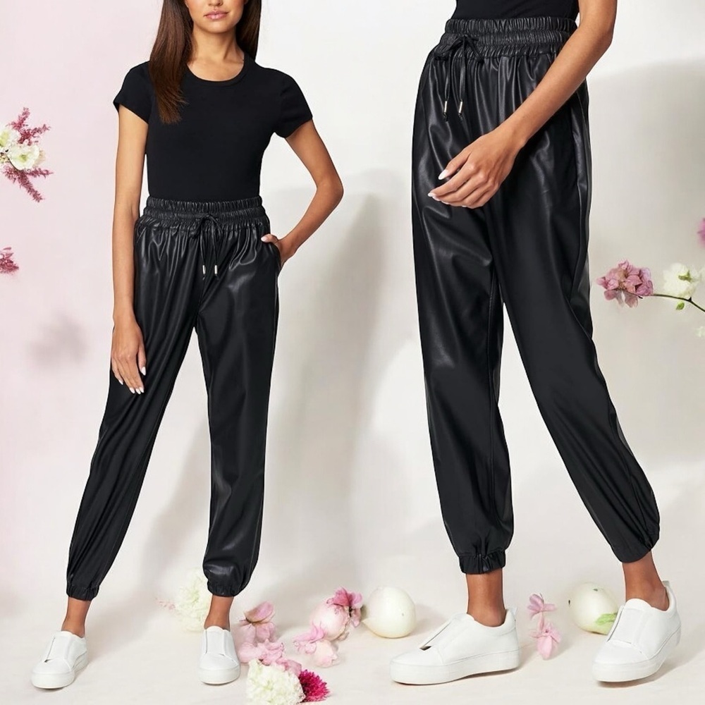 Blank NYC Black Vegan Leather Jogger Pants Size 26